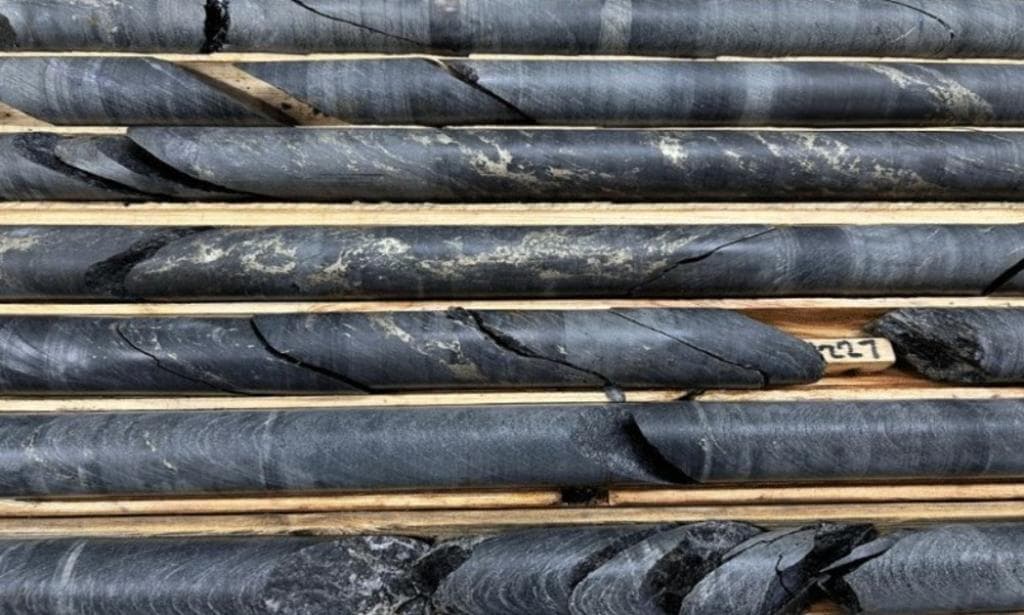 Abitibi Metals Secures Up to C$30.75 Million in Strategic Financing Led by Discovery Silver